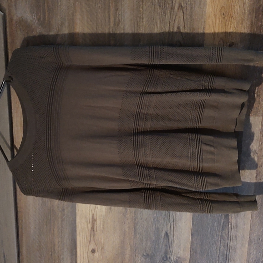 Market and spruce green knitted sweater M